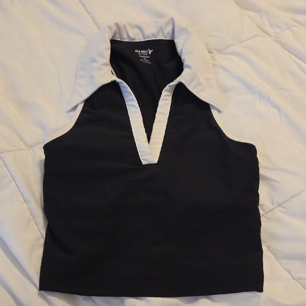 Old Navy Active Powersoft Top in Black and White